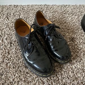 Dr Martens 1461 Patent Low Leather Shoes - Women's Size 8 (EU 39)